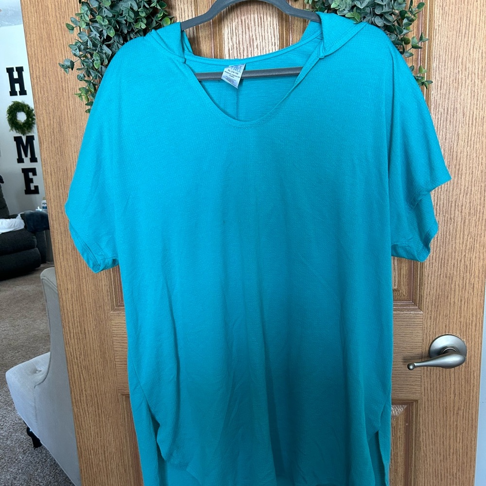 Time and Tru turquoise swim cover up with hood - XL
